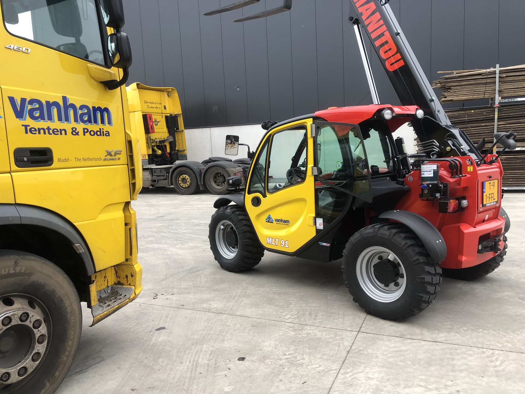 Nieuwe Manitou MLT 625 voor van Ham tenten en podia