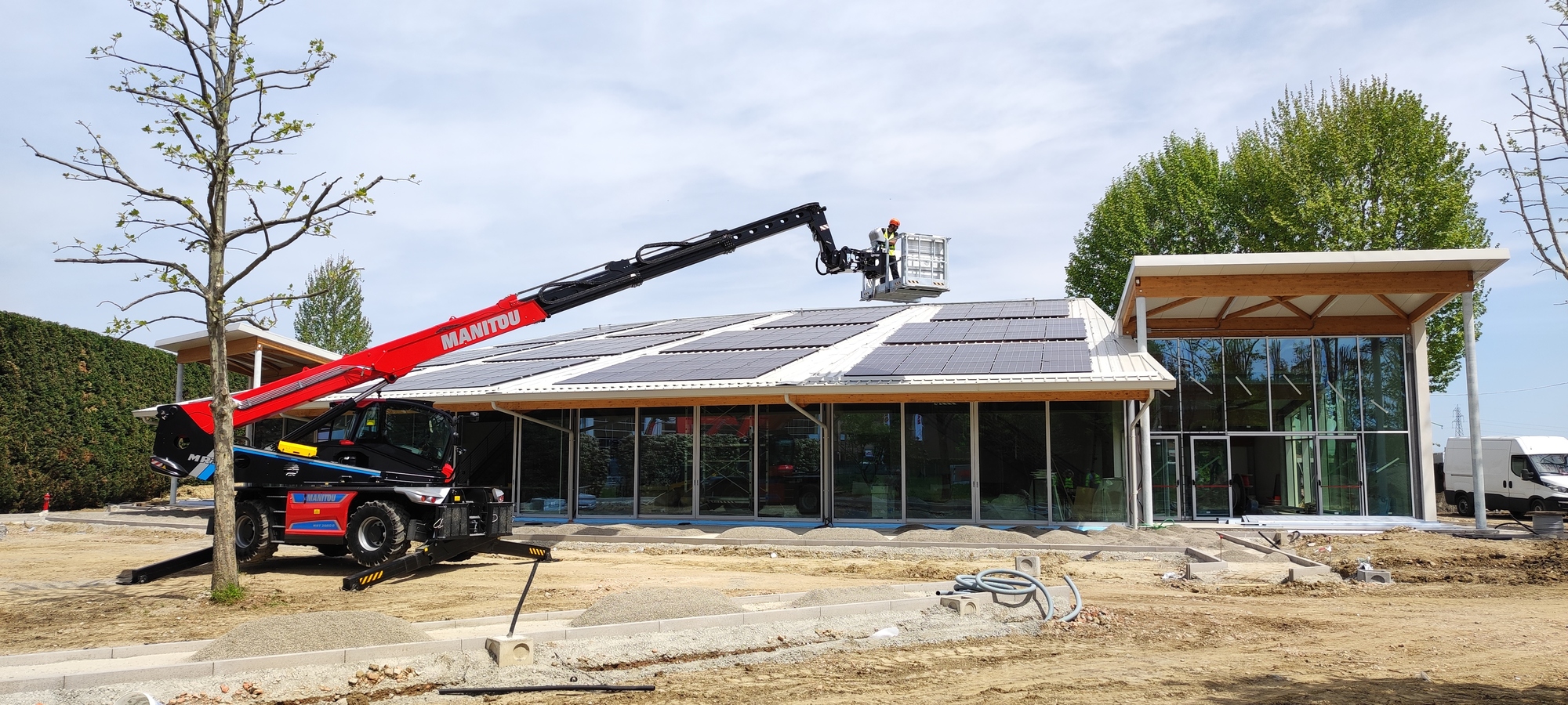 Nieuw! Elektrisch roterende verreiker Manitou MRT Vision