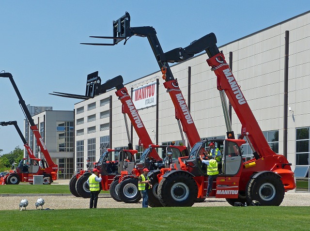 Manitou breidt uit in het zware segment verreikers