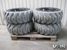 Non marking tyres