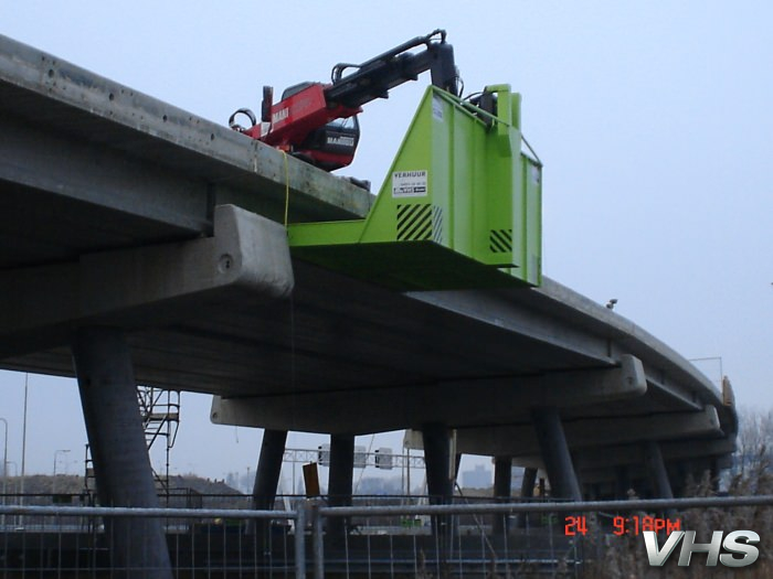 Viaduct hoogwerkbak