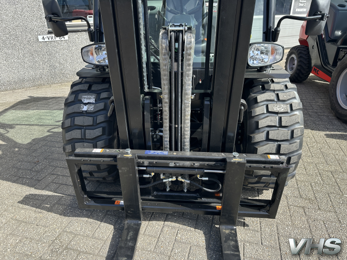 Manitou MC25-4