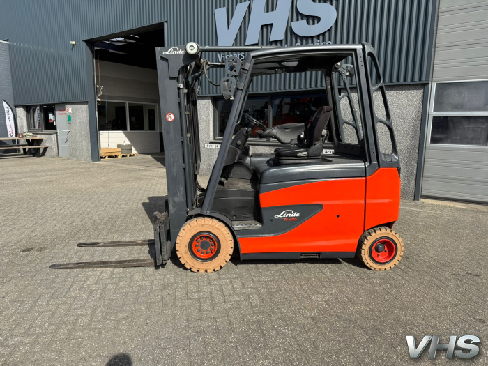 Linde E25HL-01/600