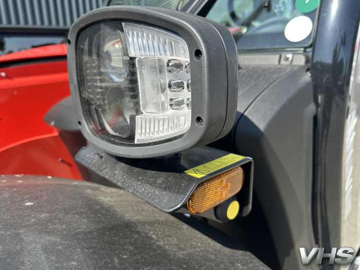 Manitou MLT 841 - 145 PS+